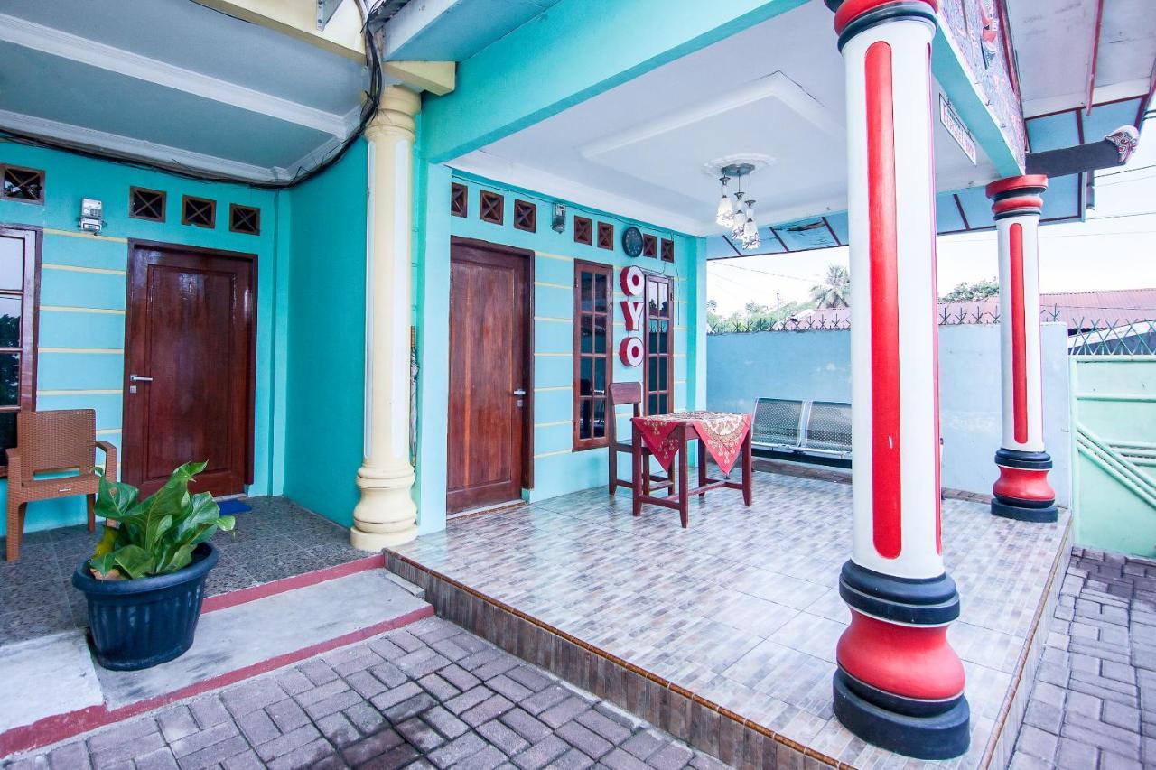 Oyo 796 Penginapan Fergael Pematangsiantar Exterior foto
